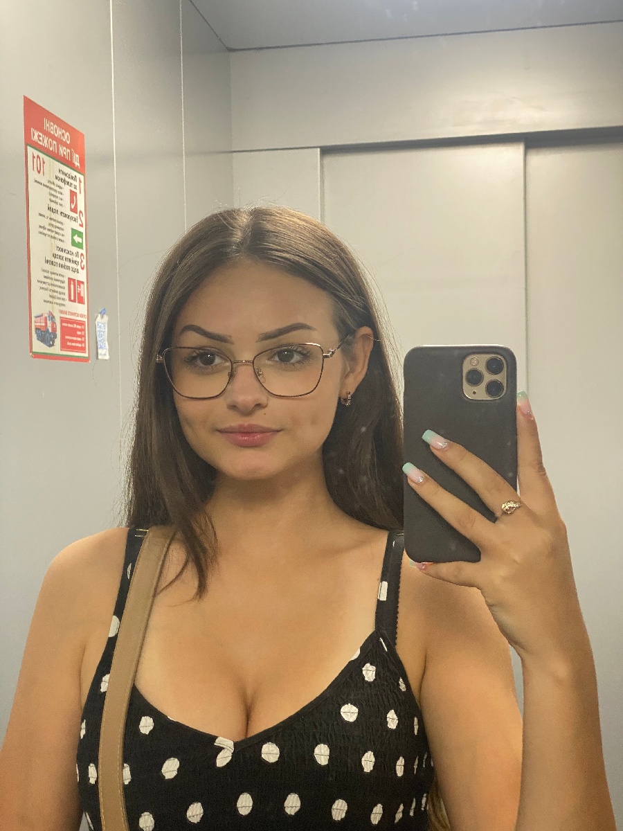 Sexy model Stacy in Aparecida de Goiania